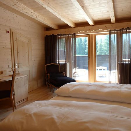 Hotel Ciasa Salares ซานกัสซิอาโน ภายนอก รูปภาพ