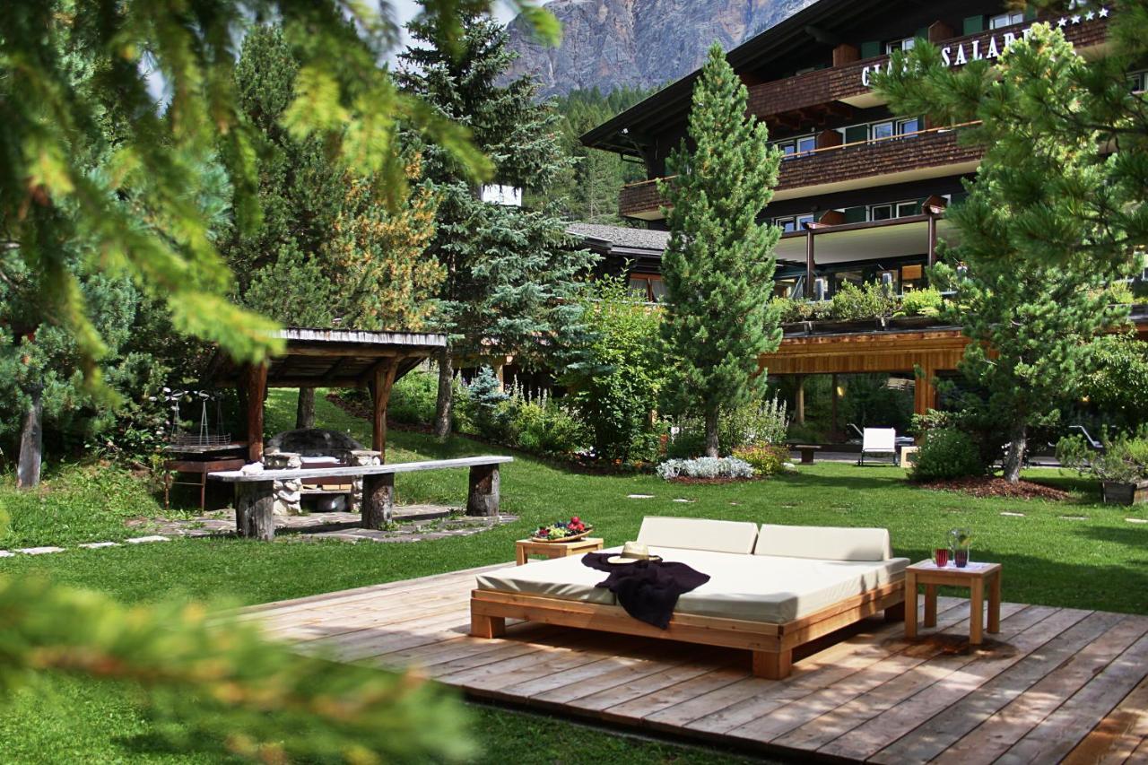 Hotel Ciasa Salares ซานกัสซิอาโน ภายนอก รูปภาพ