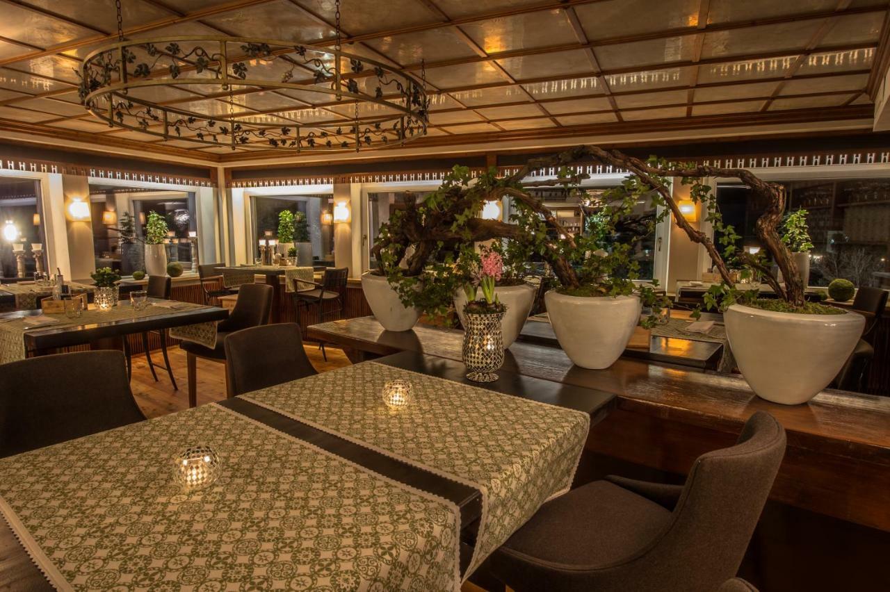 Hotel Ciasa Salares ซานกัสซิอาโน ภายนอก รูปภาพ