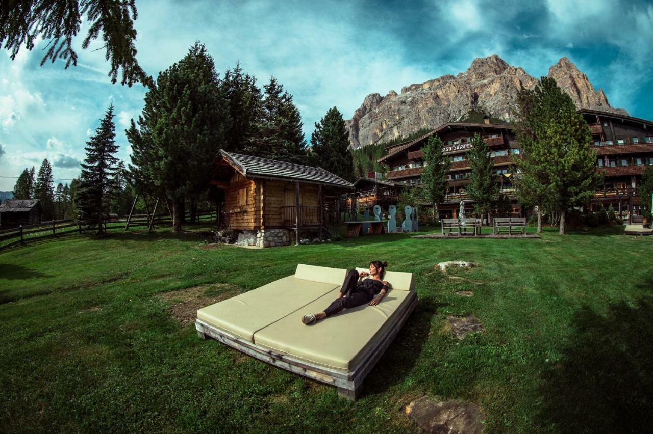 Hotel Ciasa Salares ซานกัสซิอาโน ภายนอก รูปภาพ